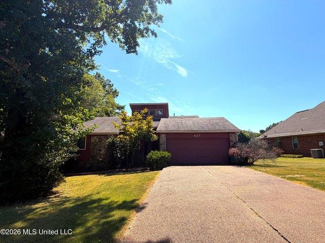 House for sale in Southaven, Mississippi