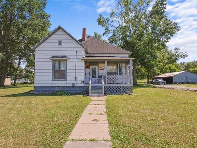House for sale in Harrisburg, Illinois