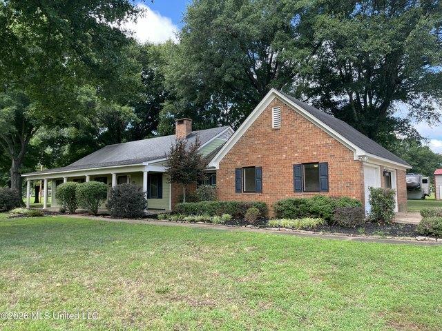 House for sale in Nesbit, Mississippi