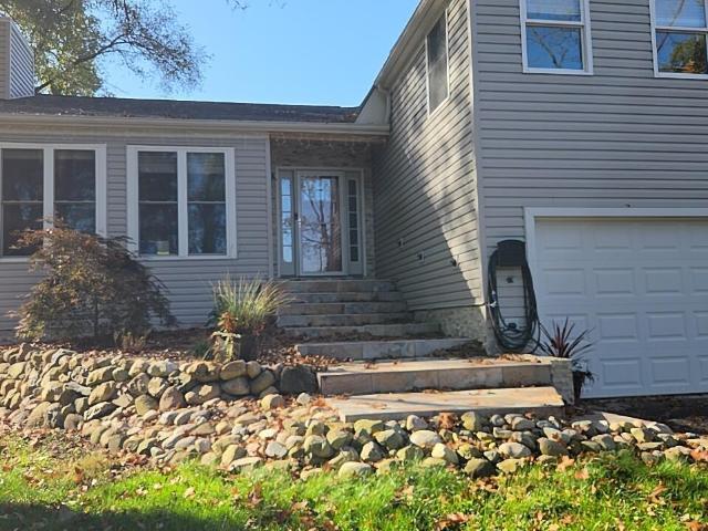 House for sale in Pettysville, Hamburg Township