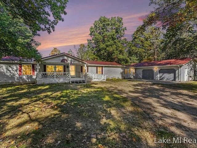 House for sale in Mecosta, Mecosta County