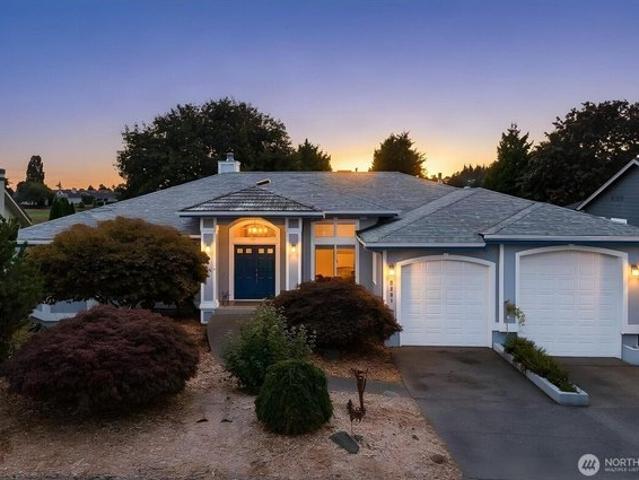 House for sale in Blaine, Washington