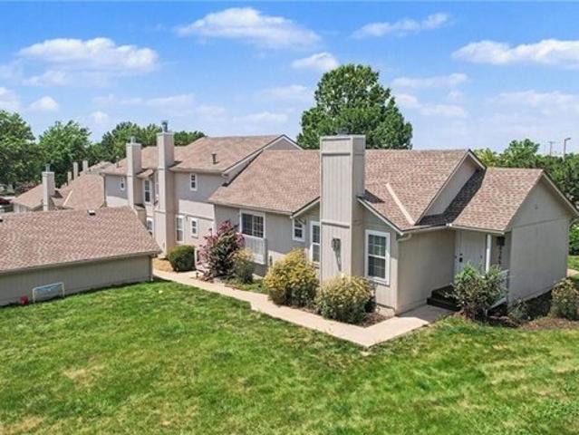 Townhouse for sale in Kansas City, Missouri
