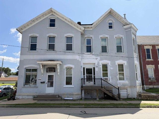 House for sale in Dubuque, Iowa