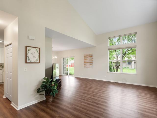 Townhouse for sale in Grayslake, Illinois