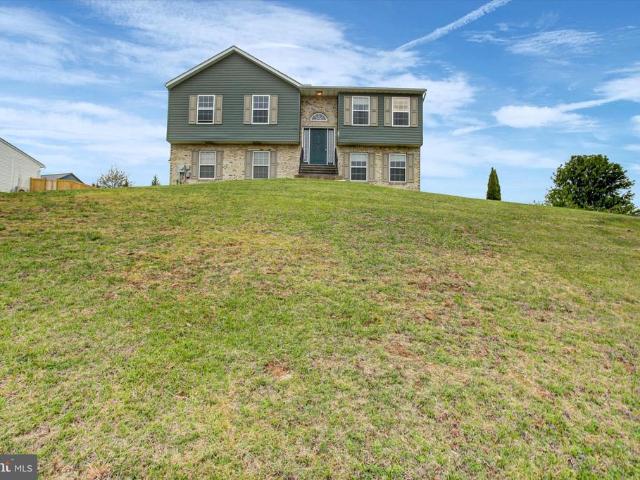 House for sale in Shady Grove, Pennsylvania
