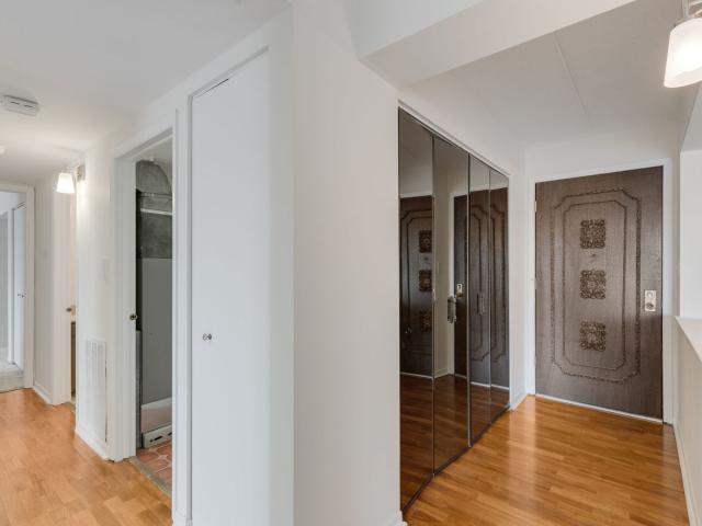 Condo for sale in Des Plaines, Illinois