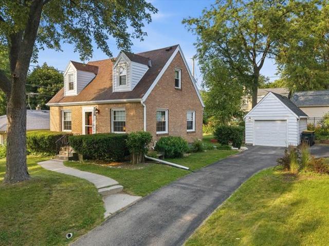 House for sale in Wauwatosa, Wisconsin