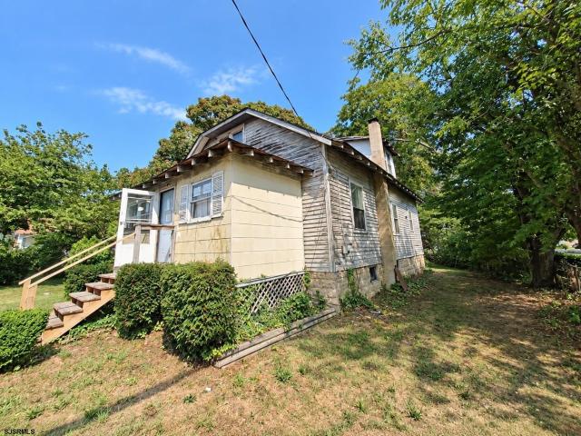 House for sale in Pleasant Acres, Pleasantville
