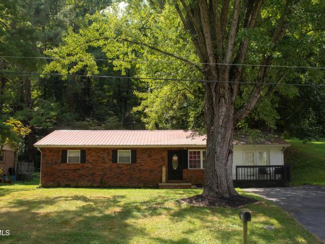 House for sale in Fairview, Elizabethton