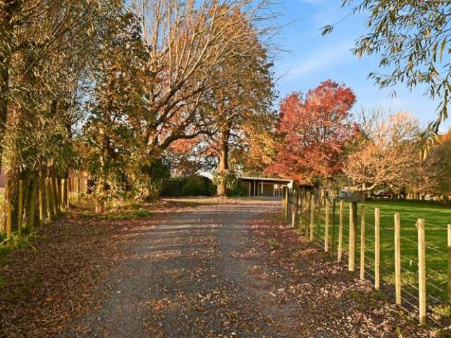 Property for sale in Riverhead
