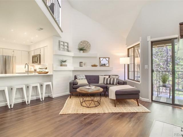 Condo for rent in Lakewood