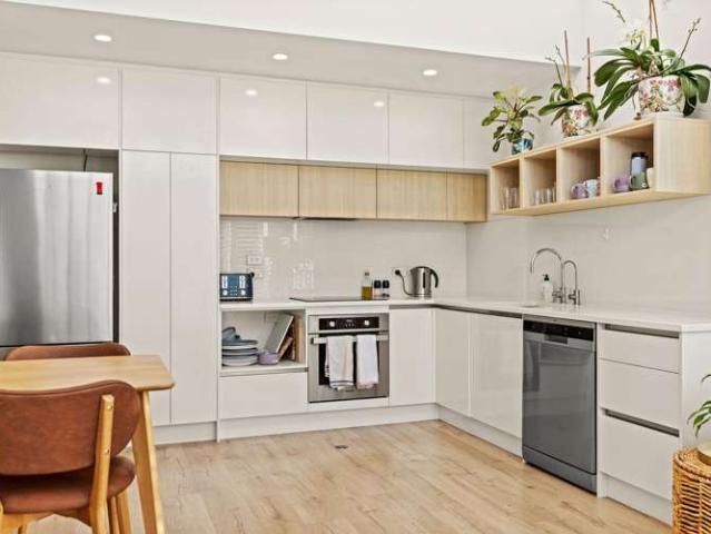 Apartment for sale in Heathcote, Canterbury