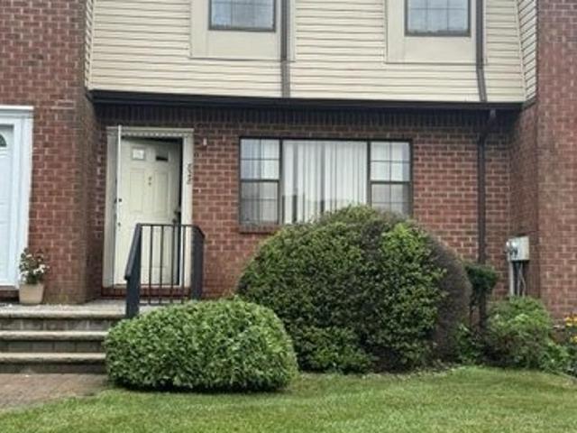 Townhouse for sale in Brick, New Jersey