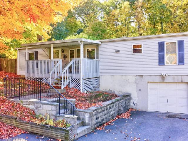 House for sale in Highland, Town of Lloyd