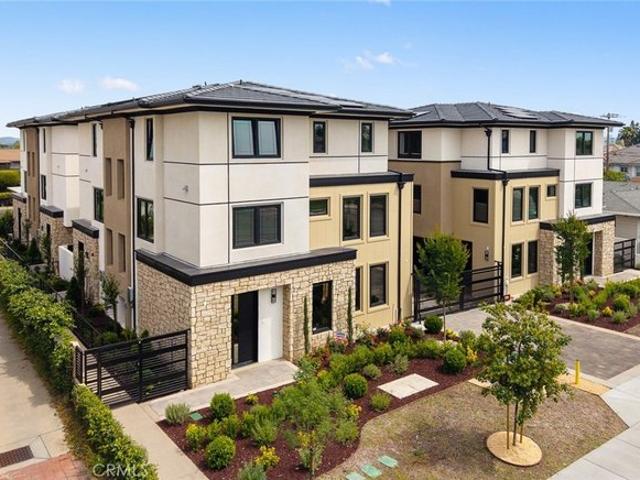 Condo for sale in Arcadia, California