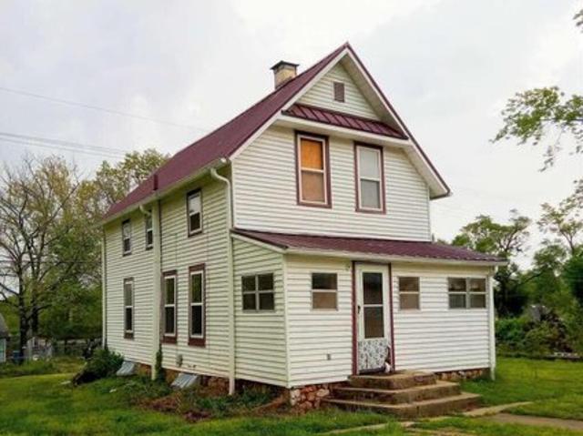 House for sale in Carthage, Missouri
