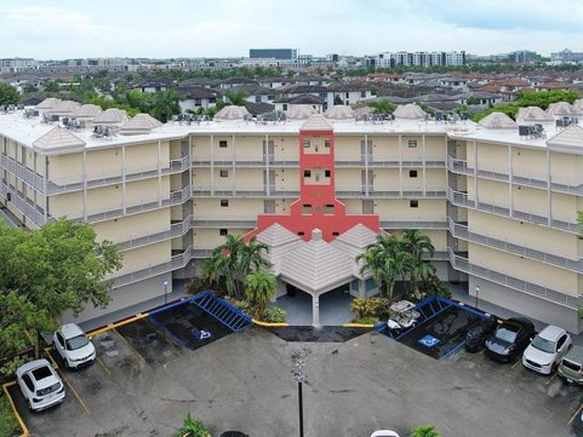 Condo for sale in Doral, Florida