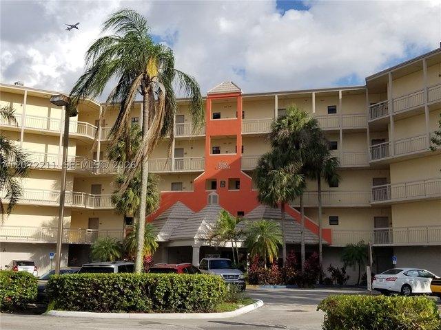 Condo for sale in Doral, Florida