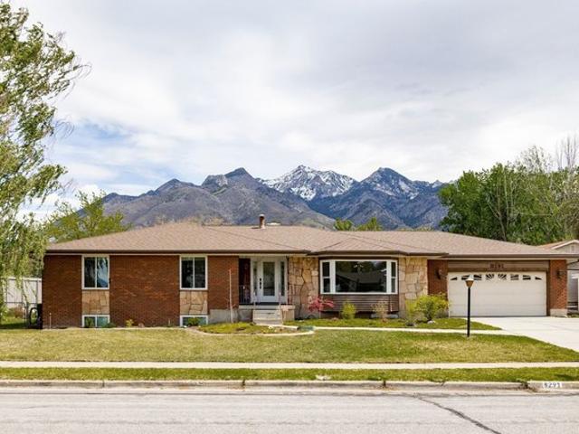 House for sale in Sandy, Utah