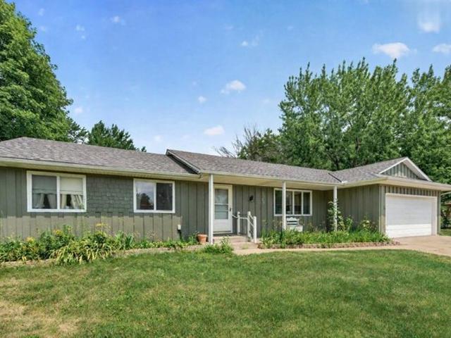 House for sale in Cottage Grove, Minnesota