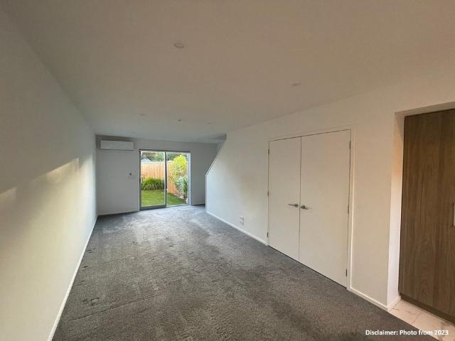 Townhouse for rent in Heathcote, Canterbury