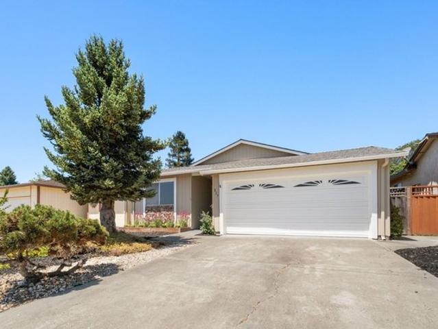 House for sale in Freedom, California