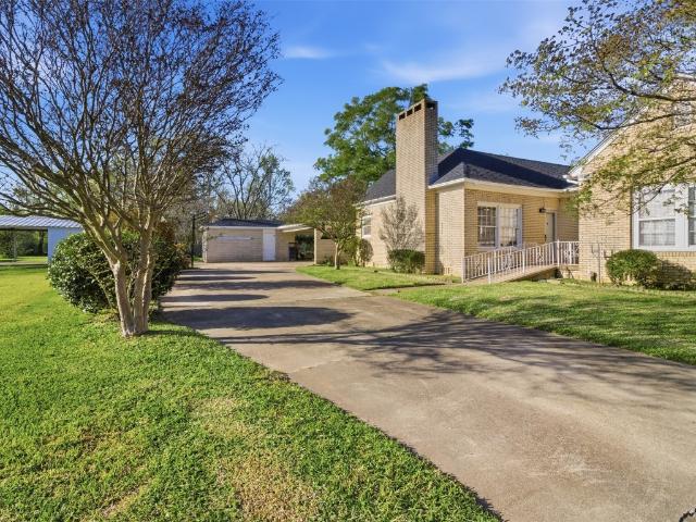 House for sale in Shelby, Texas