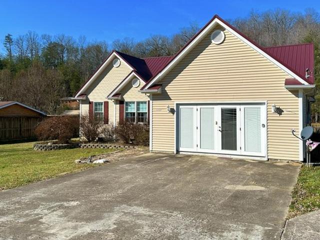 House for sale in Powell, Kentucky
