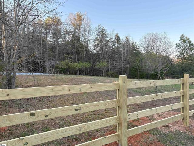 Land for sale in Laurens, South Carolina