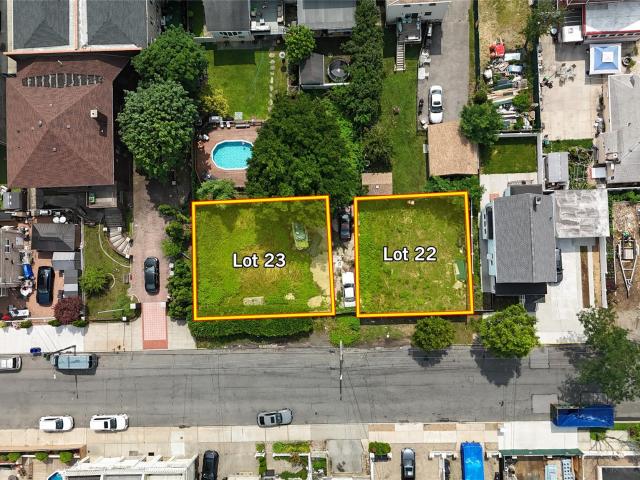 Land for sale in The Bronx, Arverne