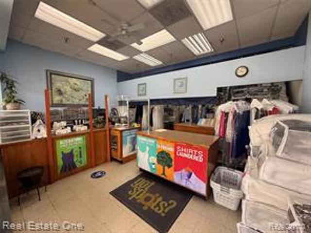 Commercial for sale in Rochester Hills, Michigan