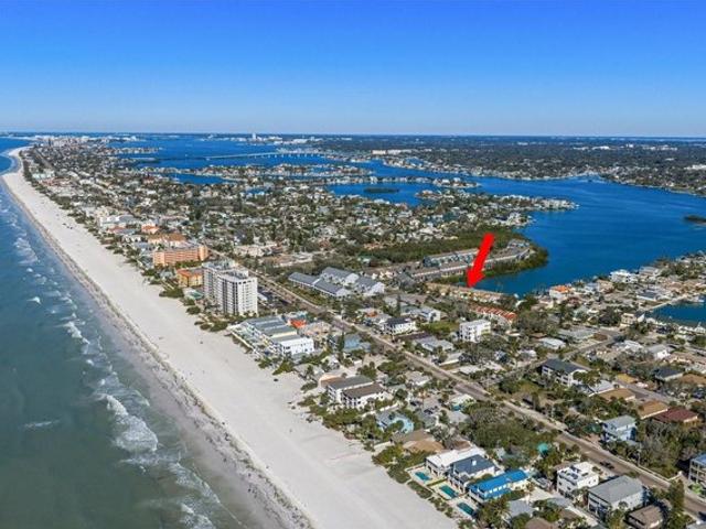 Condo for sale in Indian Rocks Beach, Florida