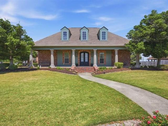 House for sale in Sulphur, Louisiana