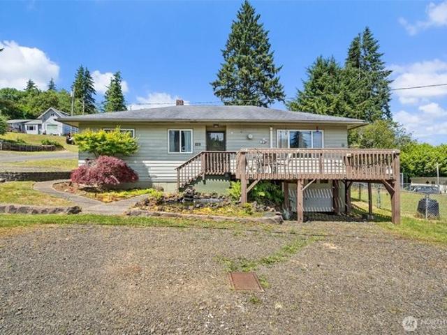 House for sale in Raymond, Washington