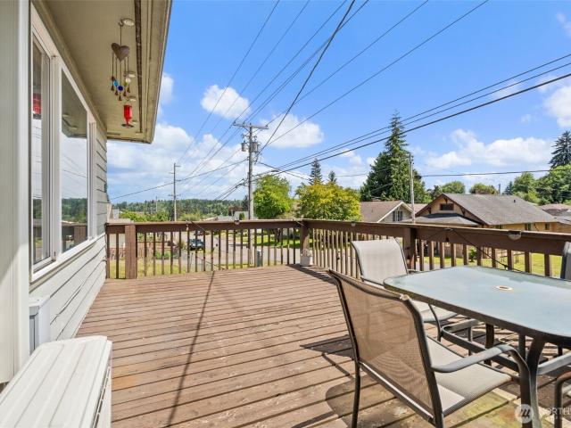 House for sale in Raymond, Washington