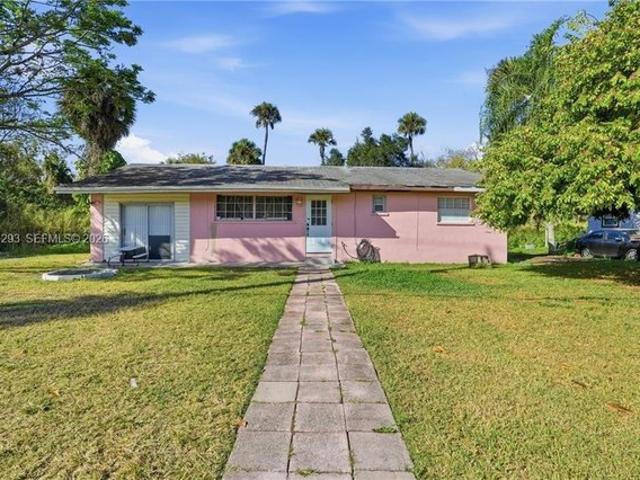 House for sale in Labelle, Florida