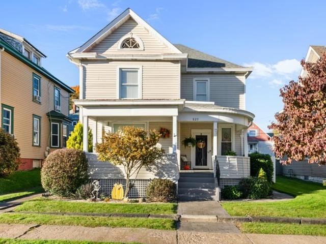 House for sale in Beechwood, East Liverpool