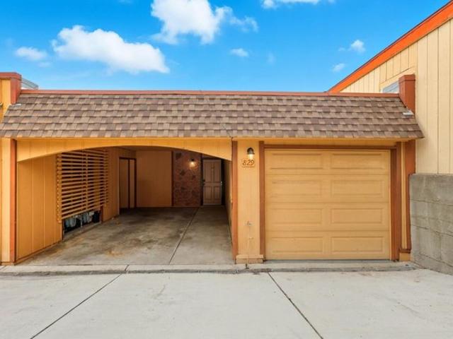 Townhouse for sale in San Mateo, California