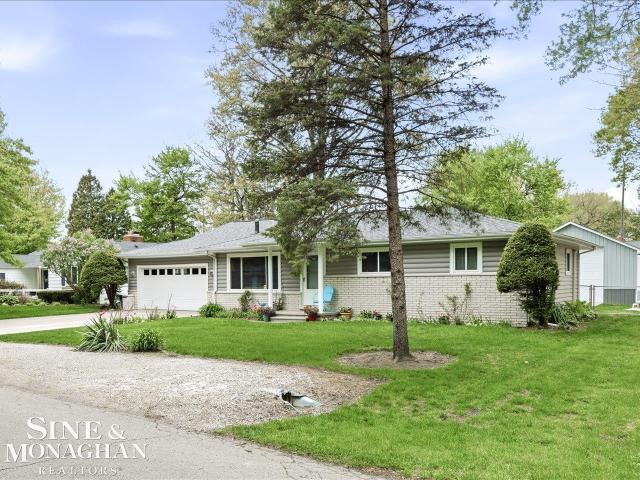 House for sale in Algonac, Michigan