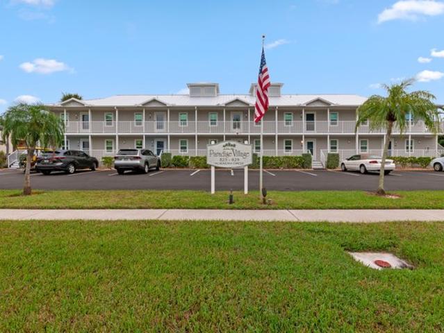 Condo for sale in Marco Island, Florida