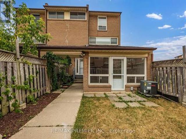 Townhouse for sale in Etobicoke North, Toronto