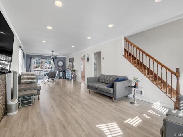 House for sale in Queens, Arverne