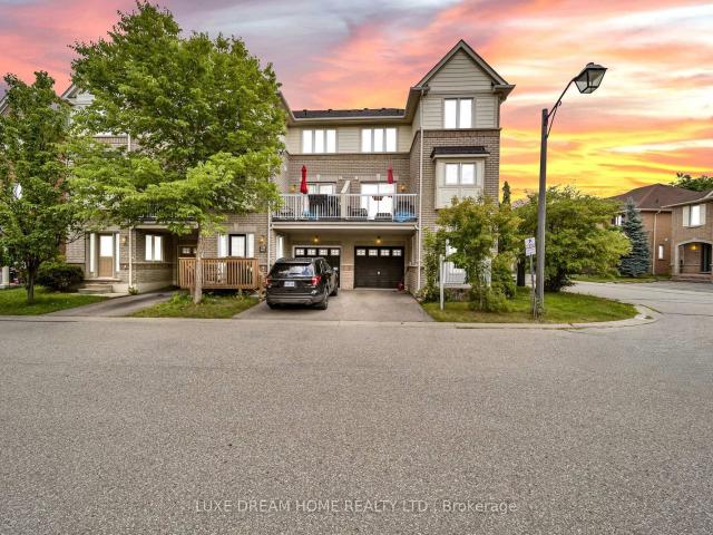 Townhouse for sale in Woburn, Ontario