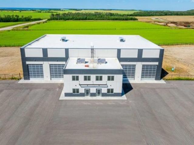 Commercial for rent in Alberta
