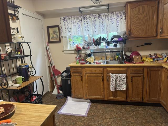 House for sale in Summit, Ohio