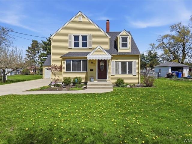House for sale in West Seneca, New York