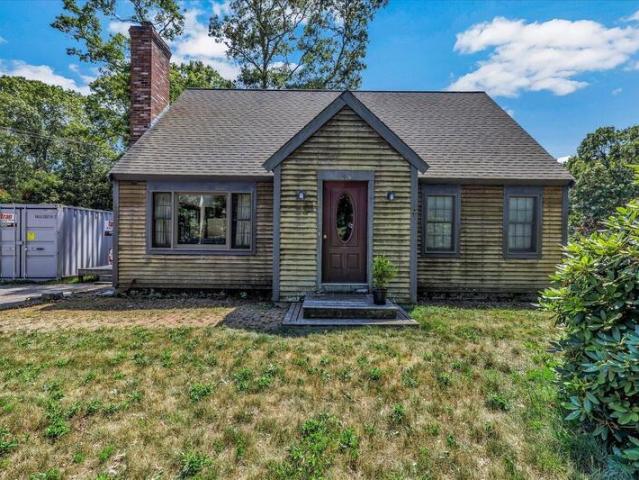 House for sale in Mashpee