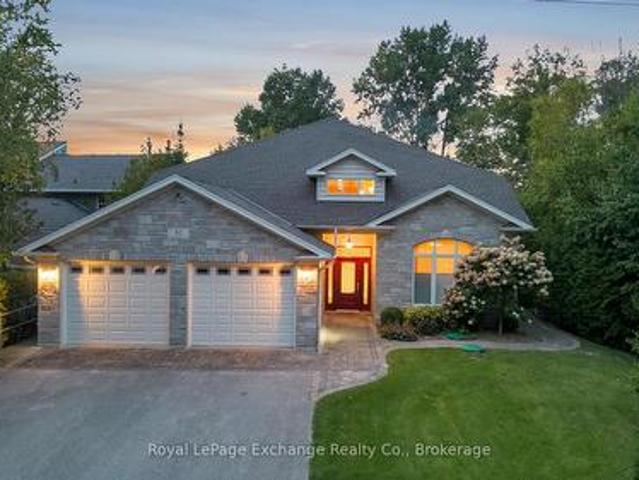 House for sale in Huron-kinloss, Ontario