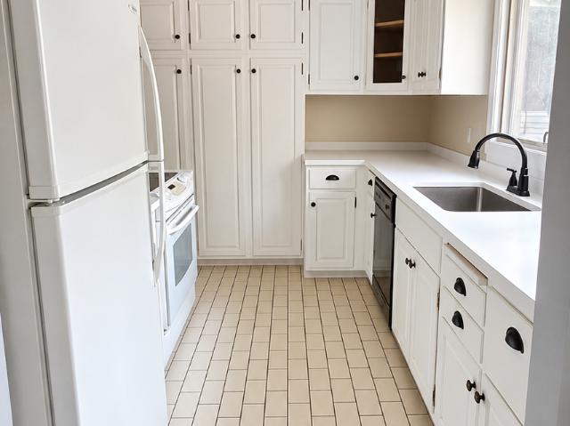 Townhouse for sale in Burnsville, Dakota County